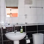 Vendégház Koknar