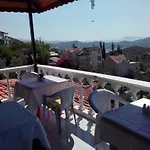 Koknar Pensjonat Kaş