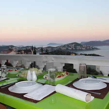 Pensjonat Koknar Kaş
